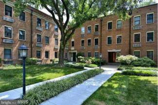 4822 Chevy Chase Drive, #102