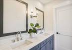 upper-level-primary-bath-5c6a4832